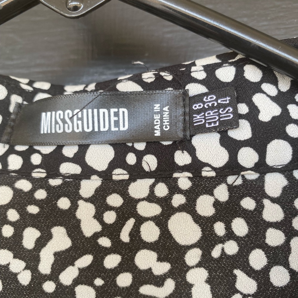 Missguided Button Front Dress - Picture 4 of 5